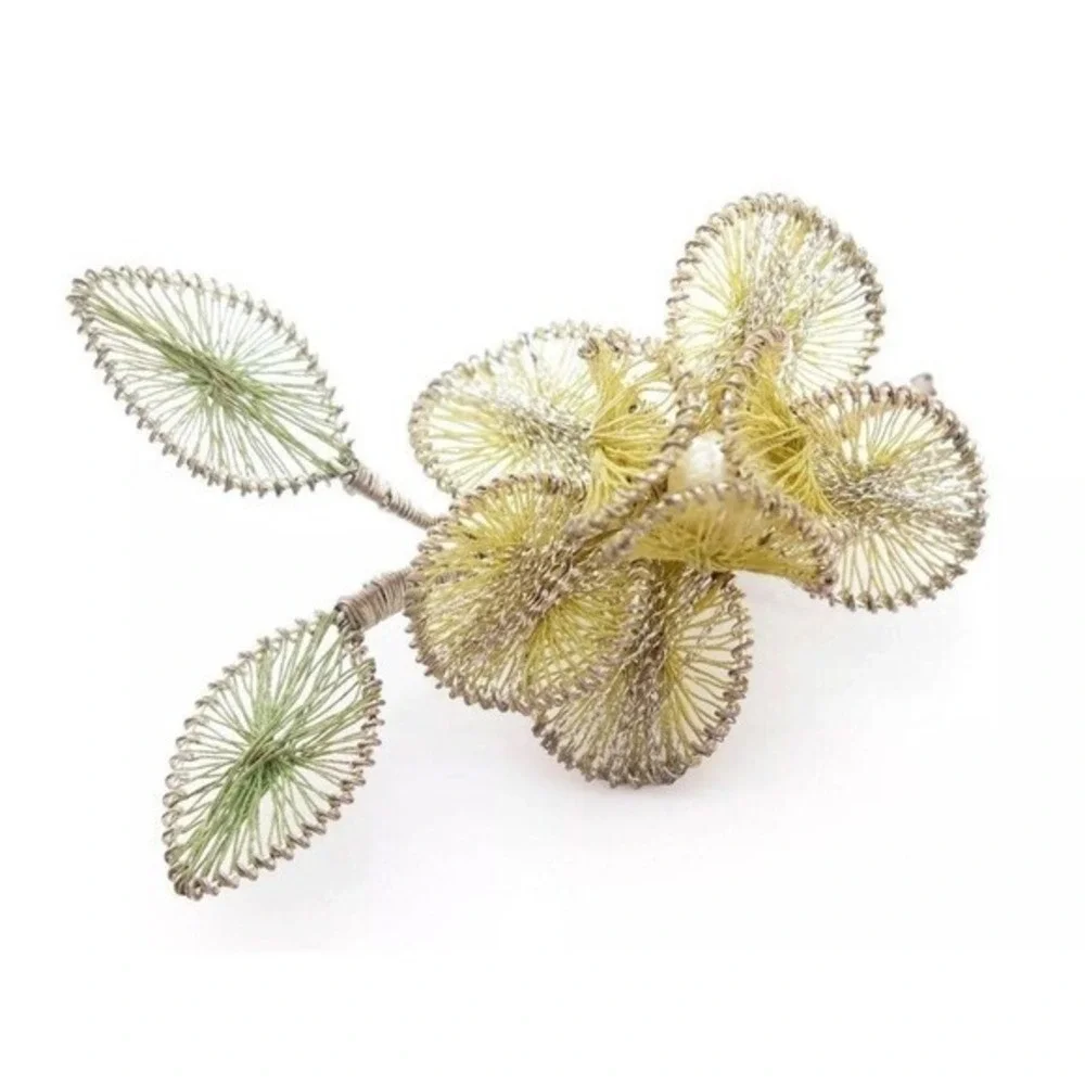 ANTIQUE‎ SPUN THREAD HAND MADE FLOWER PIN